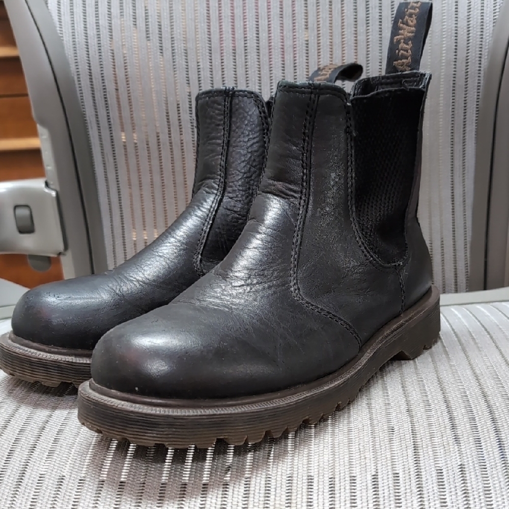 Dr. Martens Black Leather Chelsea Boots
